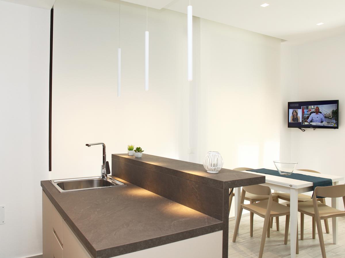 Apartment Sea Windows