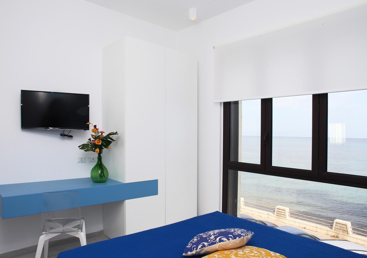 Apartment Sea Windows